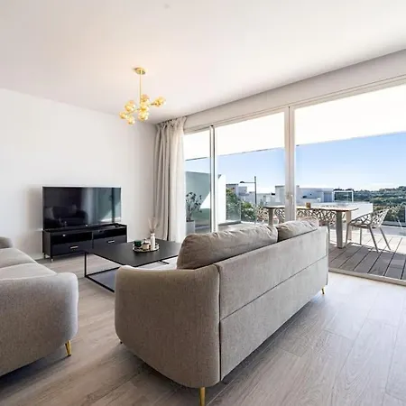 Holiday home Brand New, Elegant Townhouse *